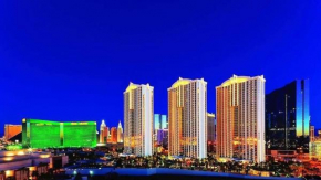 MGM Signature Towers by FantasticStay